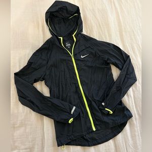 Nike Women’s Running Windbreaker, Size Small